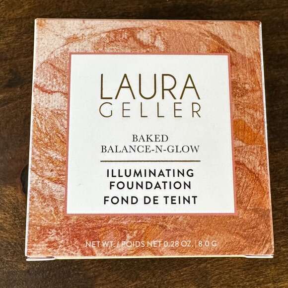 NEW Baked Balance-N-Glow Illuminating Foundation - Fair - Picture 5 of 7